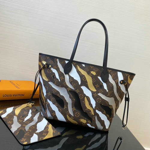 Authenticated Used Louis Vuitton LOUIS VUITTON Monogram Camouflage Neverfull  MM Tote Bag LOL Collaboration Limited M45201 